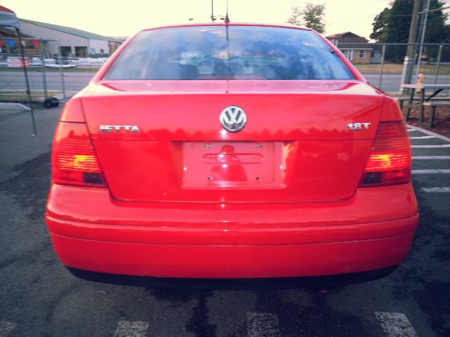 2001 Volkswagen Jetta Quad Cab 4x2 Shortbox XLT