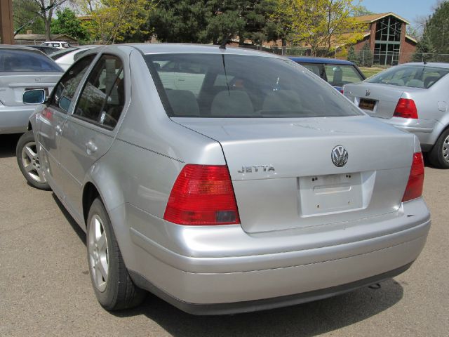 2001 Volkswagen Jetta Quad Cab 4x2 Shortbox XLT