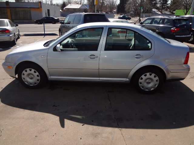 2001 Volkswagen Jetta Quad Cab 4x2 Shortbox XLT