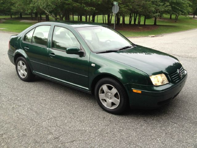 2001 Volkswagen Jetta Quad Cab 4x2 Shortbox XLT