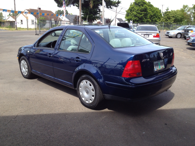 2001 Volkswagen Jetta 4dr 4WD SLE 4x4 SUV