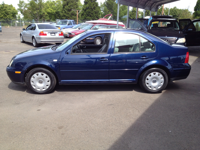 2001 Volkswagen Jetta 4dr 4WD SLE 4x4 SUV