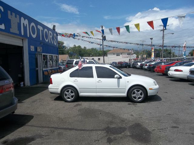 2001 Volkswagen Jetta Quad Cab 4x2 Shortbox XLT