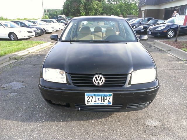 2001 Volkswagen Jetta Quad Cab 4x2 Shortbox XLT