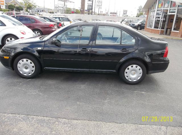 2001 Volkswagen Jetta Quad Cab 4x2 Shortbox XLT