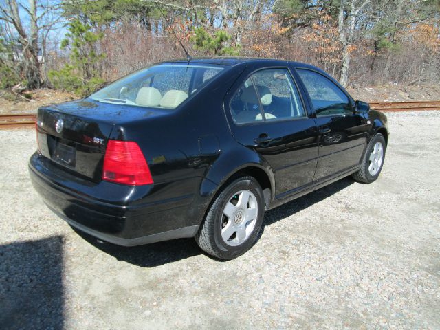 2001 Volkswagen Jetta Quad Cab 4x2 Shortbox XLT