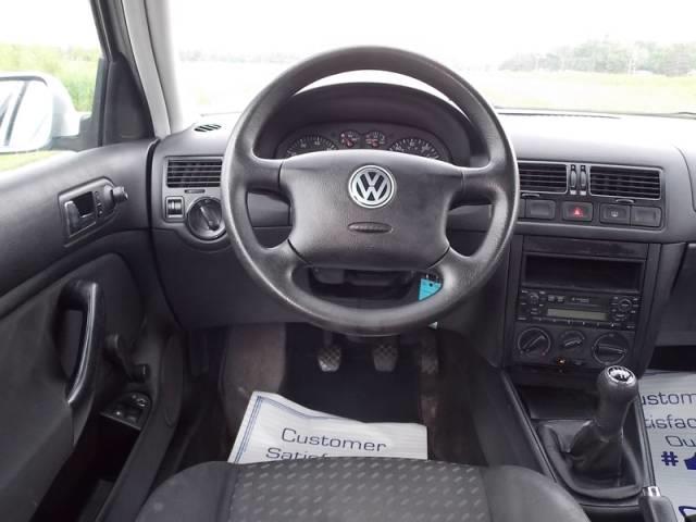 2001 Volkswagen Jetta S Sedan