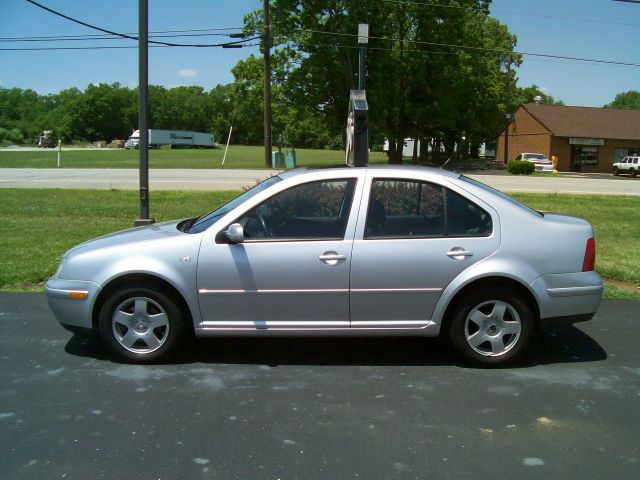 2001 Volkswagen Jetta Quad Cab 4x2 Shortbox XLT