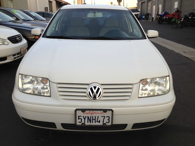 2001 Volkswagen Jetta Quad Cab 4x2 Shortbox XLT