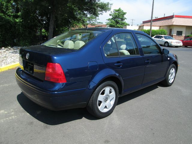 2002 Volkswagen Jetta Quad Cab 4x2 Shortbox XLT