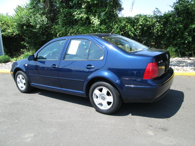 2002 Volkswagen Jetta Quad Cab 4x2 Shortbox XLT