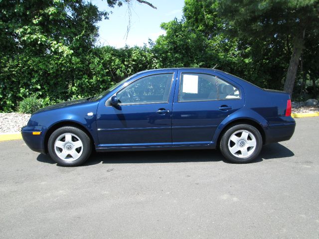 2002 Volkswagen Jetta Quad Cab 4x2 Shortbox XLT