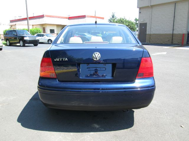 2002 Volkswagen Jetta Quad Cab 4x2 Shortbox XLT