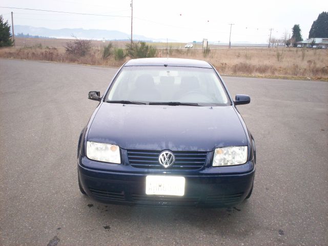 2002 Volkswagen Jetta Quad Cab 4x2 Shortbox XLT