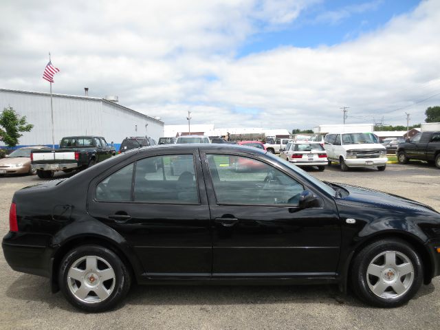 2002 Volkswagen Jetta 4dr 112 WB AWD