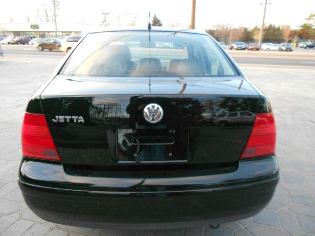 2002 Volkswagen Jetta Quad Cab 4x2 Shortbox XLT