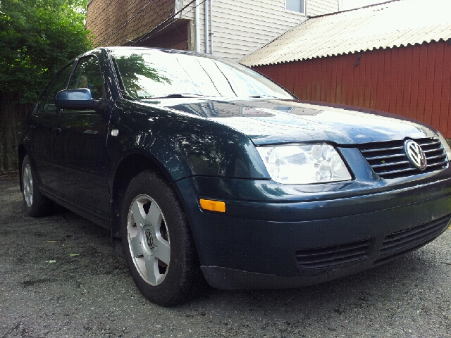 2002 Volkswagen Jetta Quad Cab 4x2 Shortbox XLT