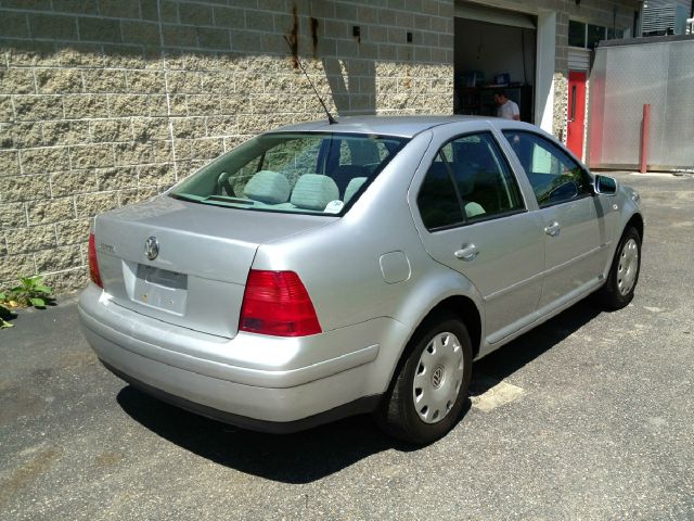 2002 Volkswagen Jetta Quad Cab 4x2 Shortbox XLT