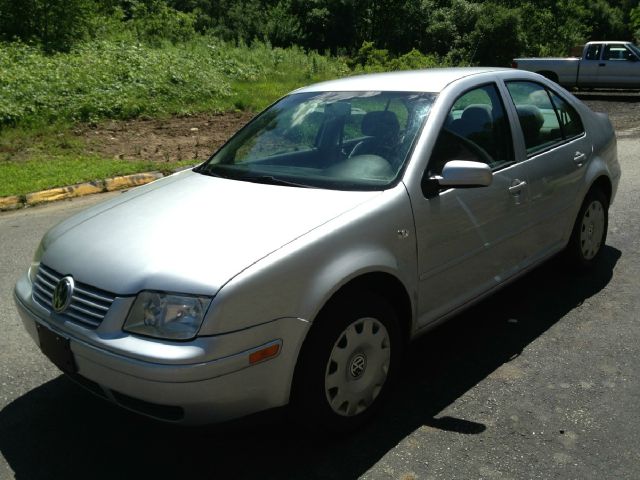 2002 Volkswagen Jetta Quad Cab 4x2 Shortbox XLT