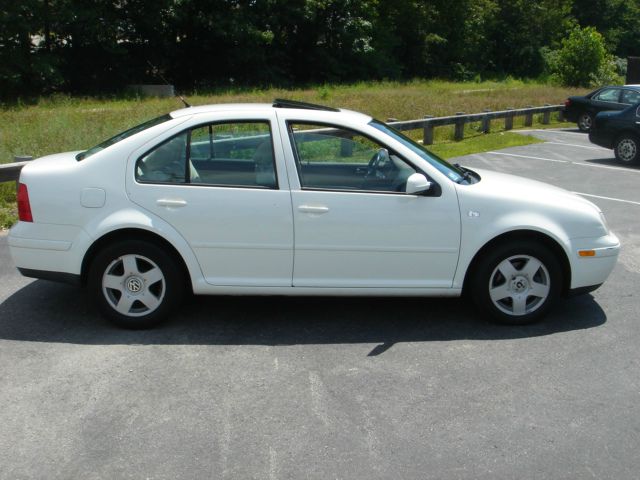 2002 Volkswagen Jetta Quad Cab 4x2 Shortbox XLT