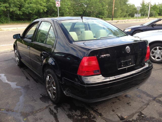 2002 Volkswagen Jetta Quad Cab 4x2 Shortbox XLT