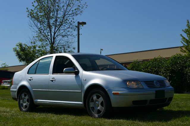 2002 Volkswagen Jetta Quad Cab 4x2 Shortbox XLT