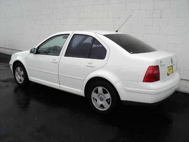 2002 Volkswagen Jetta Quad Cab 4x2 Shortbox XLT