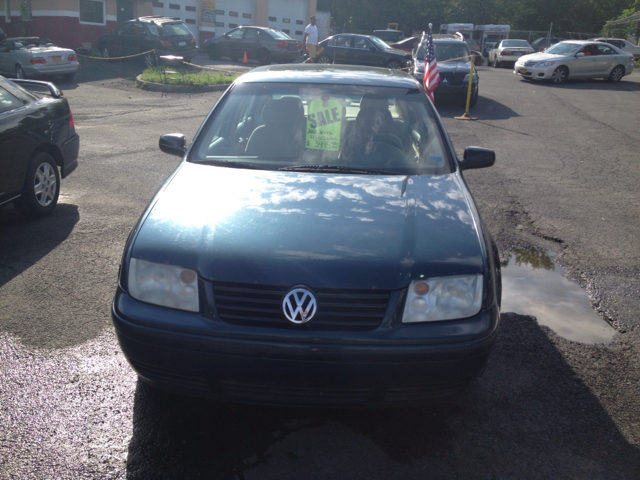 2002 Volkswagen Jetta Quad Cab 4x2 Shortbox XLT