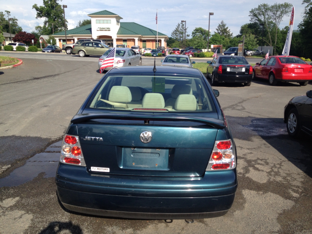 2002 Volkswagen Jetta Quad Cab 4x2 Shortbox XLT