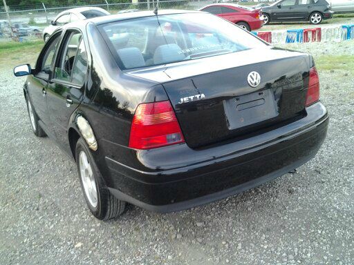 2002 Volkswagen Jetta Quad Cab 4x2 Shortbox XLT