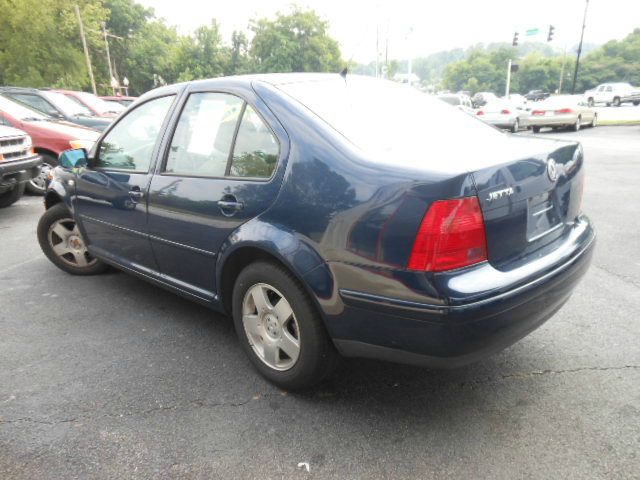 2002 Volkswagen Jetta Quad Cab 4x2 Shortbox XLT