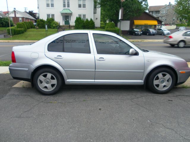 2002 Volkswagen Jetta 4dr 112 WB AWD