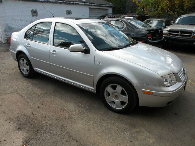 2002 Volkswagen Jetta Quad Cab 4x2 Shortbox XLT