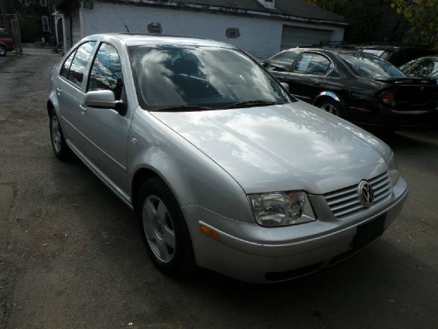 2002 Volkswagen Jetta Quad Cab 4x2 Shortbox XLT