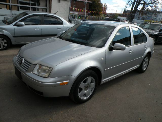 2002 Volkswagen Jetta Quad Cab 4x2 Shortbox XLT