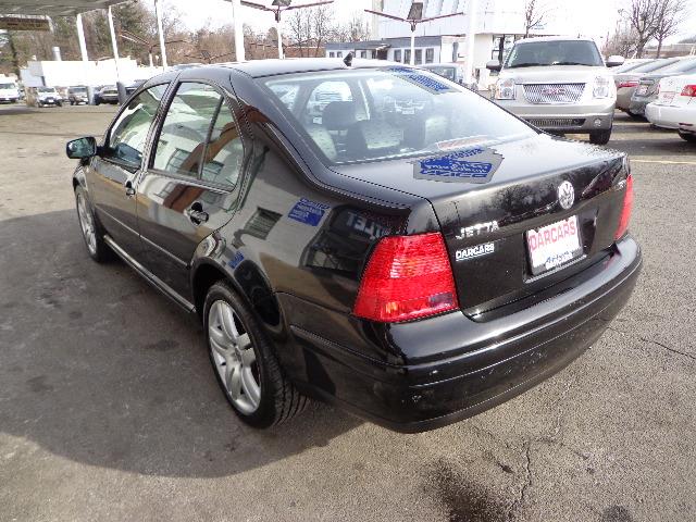 2002 Volkswagen Jetta FWD 4dr Sport