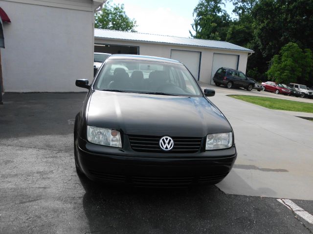 2002 Volkswagen Jetta Quad Cab 4x2 Shortbox XLT