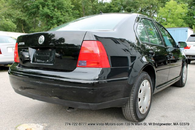 2002 Volkswagen Jetta I-4 Manual