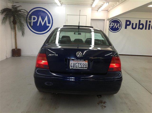 2002 Volkswagen Jetta SLE 4DR 4X4