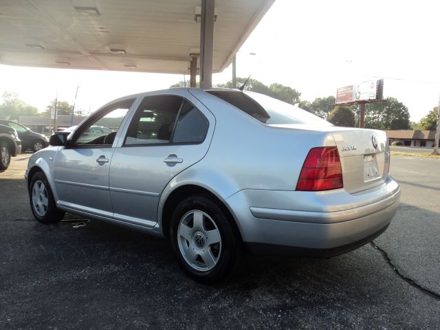 2002 Volkswagen Jetta Quad Cab 4x2 Shortbox XLT