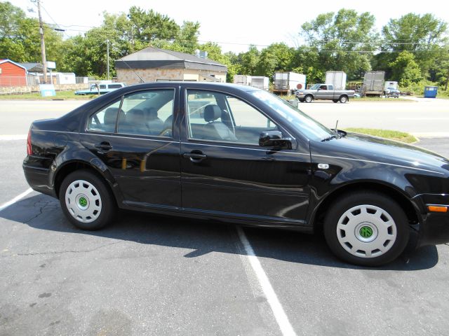 2002 Volkswagen Jetta Quad Cab 4x2 Shortbox XLT