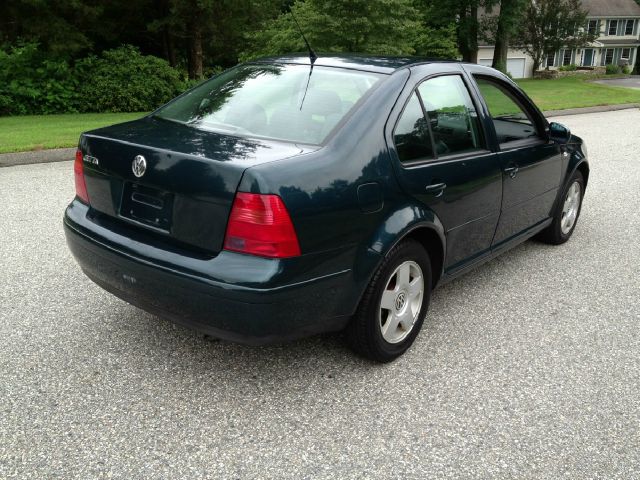 2002 Volkswagen Jetta Quad Cab 4x2 Shortbox XLT