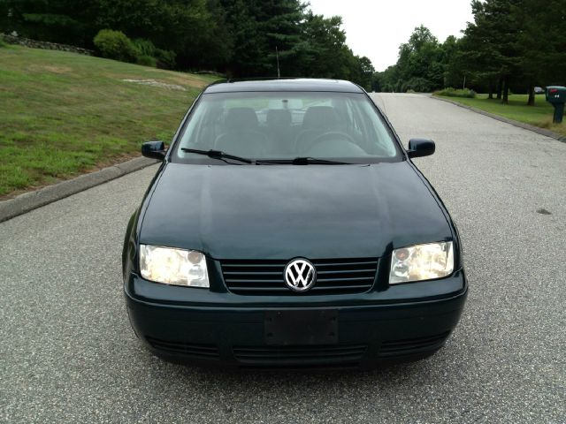 2002 Volkswagen Jetta Quad Cab 4x2 Shortbox XLT