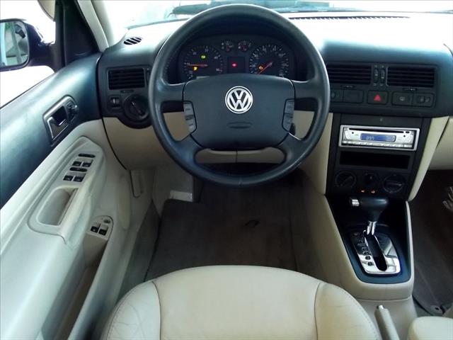 2002 Volkswagen Jetta 4dr 112 WB AWD