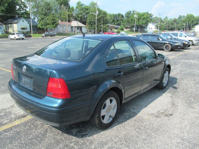 2002 Volkswagen Jetta Quad Cab 4x2 Shortbox XLT