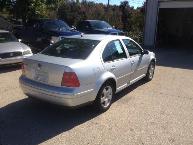 2002 Volkswagen Jetta Quad Cab 4x2 Shortbox XLT