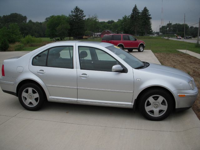 2002 Volkswagen Jetta Quad Cab 4x2 Shortbox XLT