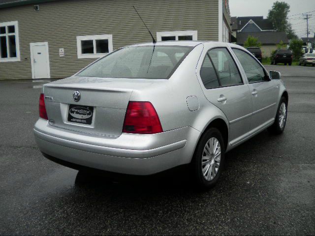 2002 Volkswagen Jetta Quad Cab 4x2 Shortbox XLT