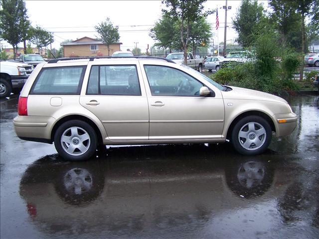 2002 Volkswagen Jetta FWD 4dr Sport