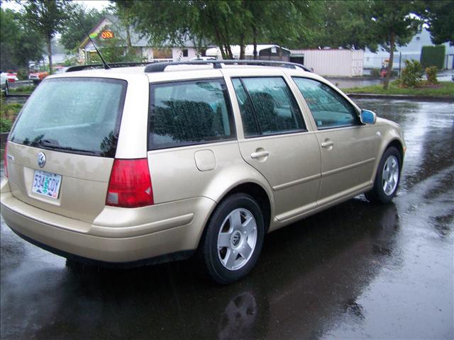 2002 Volkswagen Jetta FWD 4dr Sport